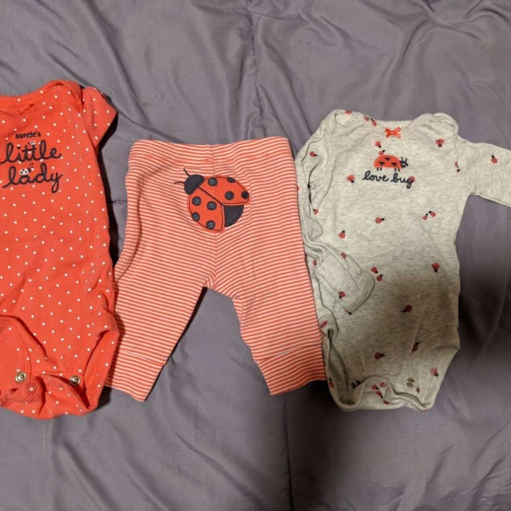 Newborn clothes